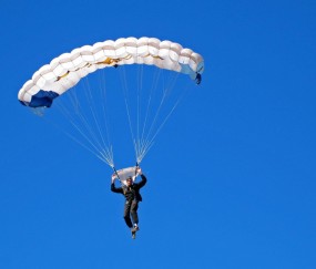 开云体育中国-威尔士碾压丹麦，托尼成为关键先生，一场战术与意志的完美胜利