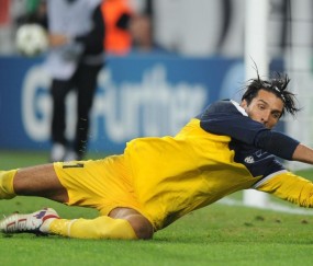 开云体育下载-基米希接管美加墨，皇家社会冰封北欧启示录