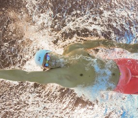 开云平台-库里个人能力完全展现，欧冠淘汰赛之夜的跨界启示