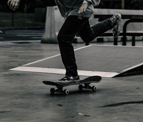 开云官网2026-新疆队加时鏖战力克猛龙，浓眉年度焦点之战尽显统治力