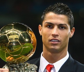 开云体育APP下载-当休斯顿的雷霆劈进马德里的雨夜，篮球世界主义与新英雄叙事