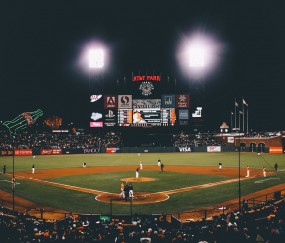 开云官网2026-戈麦斯，当蓝黑血脉在伯纳乌的白色风暴中奔涌