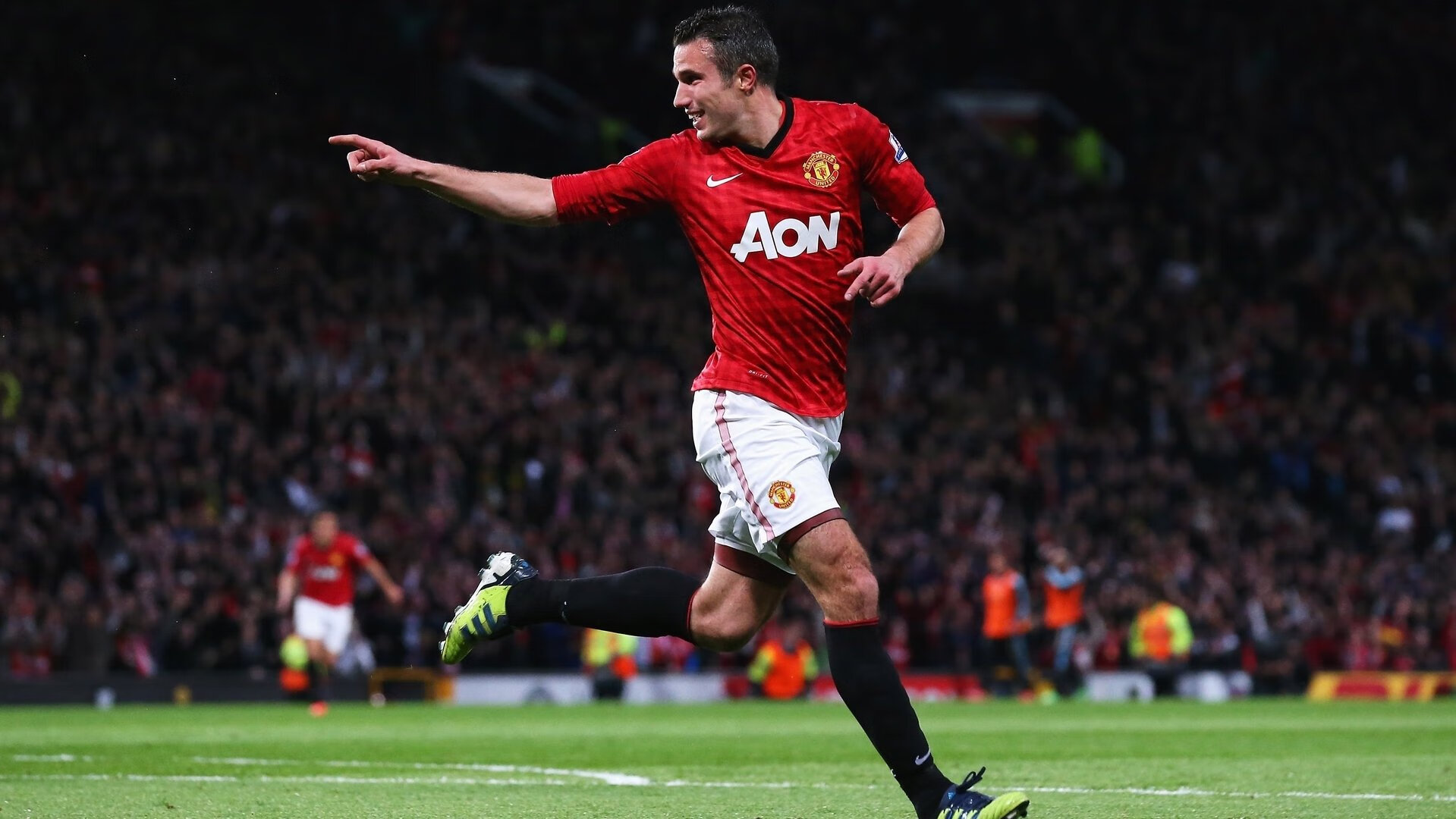 库里个人能力完全展现，欧冠淘汰赛之夜的跨界启示